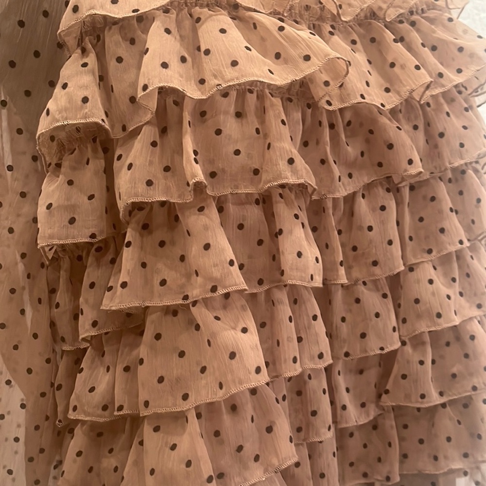 Versona Ruffle Top - Picture 6 of 8